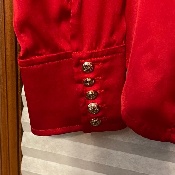 Top - Picture 4 of 5